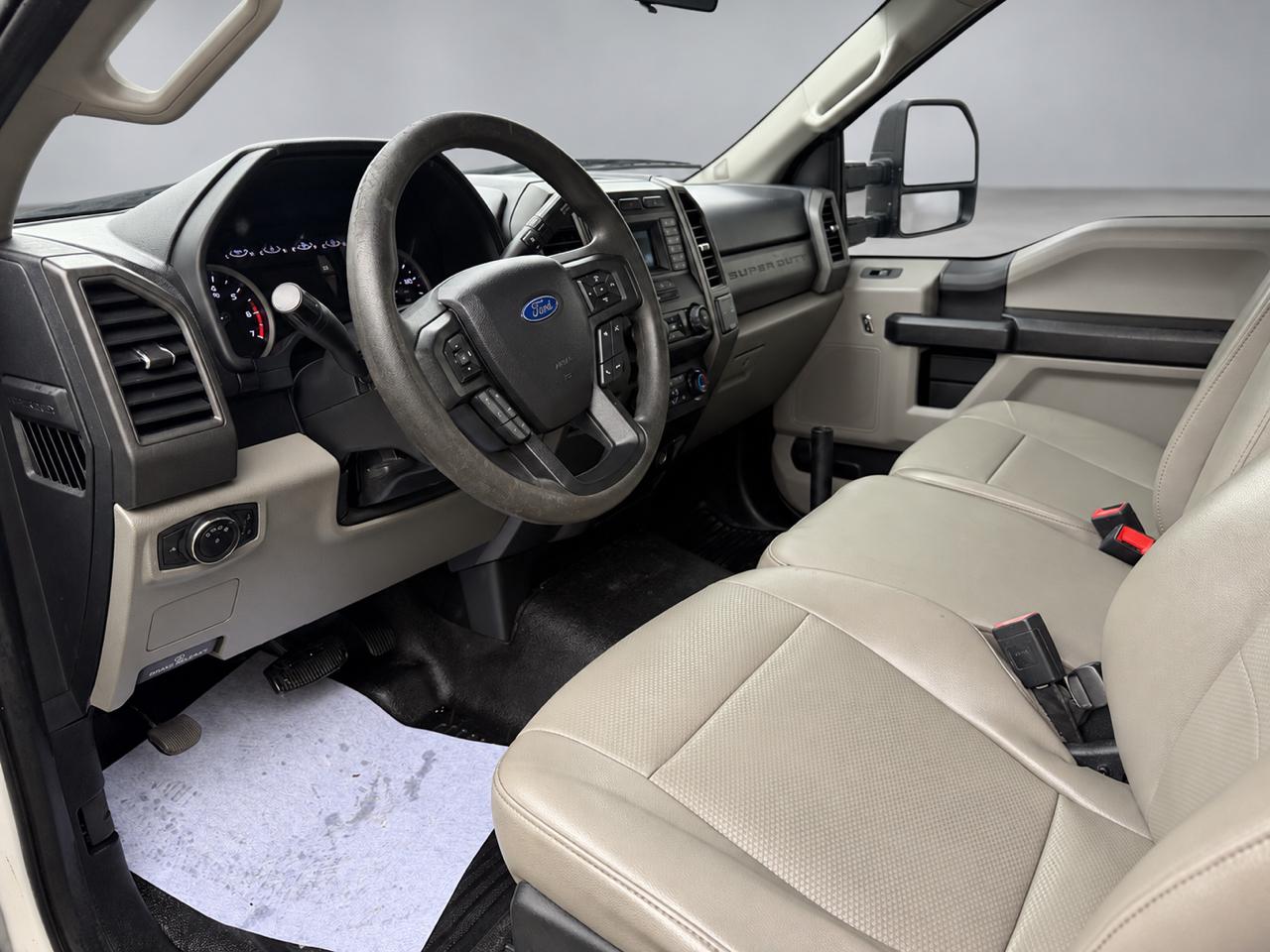 Ford Super Duty F-250 SRW XLT 2WD Reg Cab 8' Box 2020