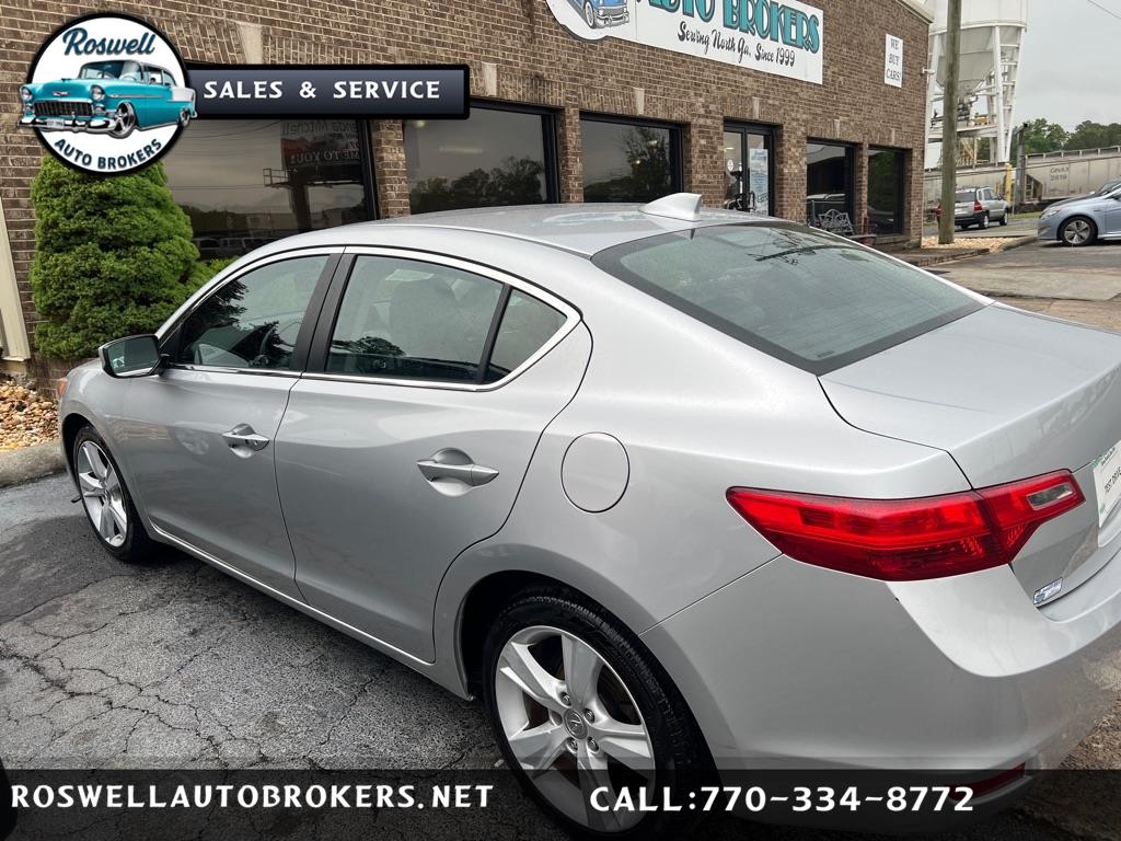 Acura ILX 5-Spd AT 2015