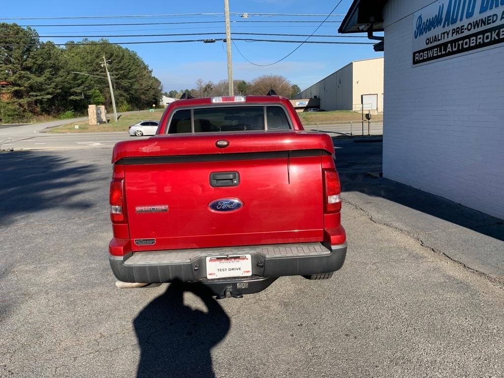 Ford Explorer Sport Trac XLT 4.0L 2WD 2010