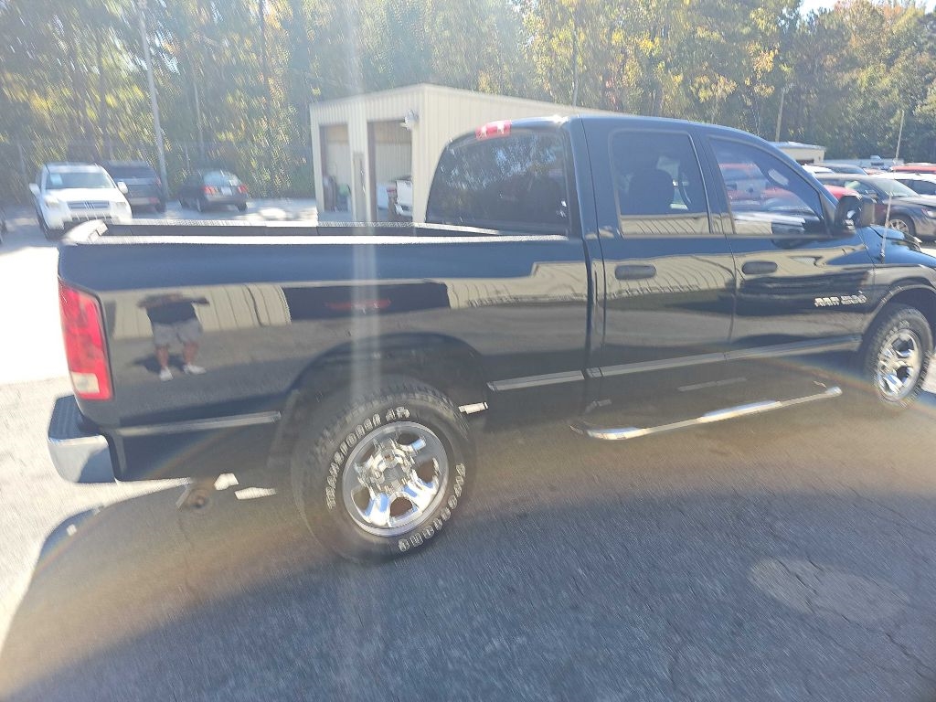 Dodge Ram 1500 ST Quad Cab 2WD 2004