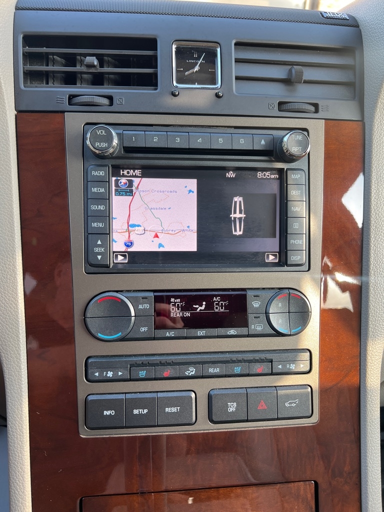 Lincoln Navigator 2WD 2012