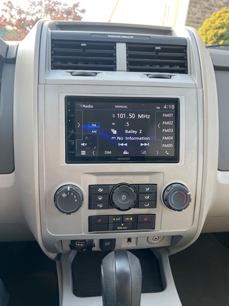 Ford Escape XLT FWD 2012