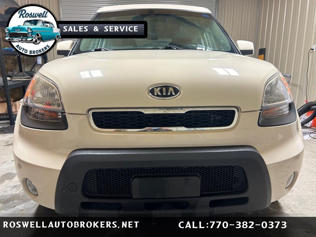2011 Kia Soul +