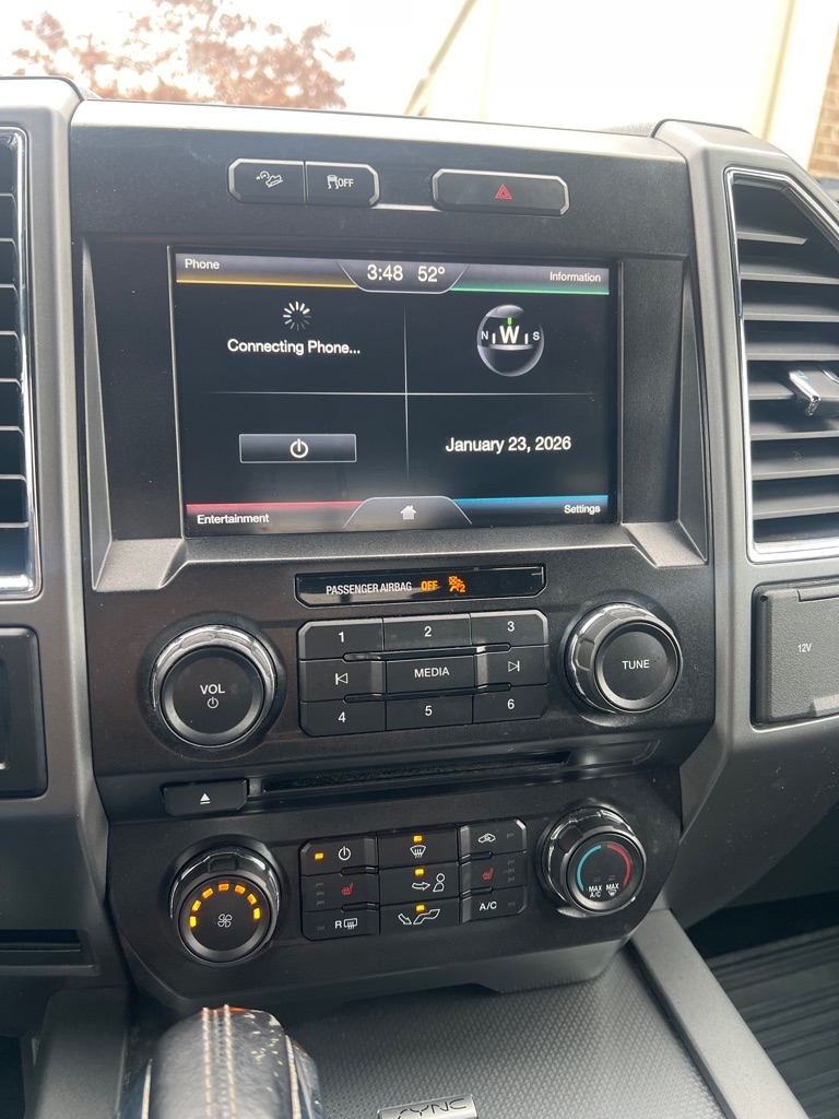 Ford F-150 XL SuperCrew 5.5-ft. Bed 4WD 2015