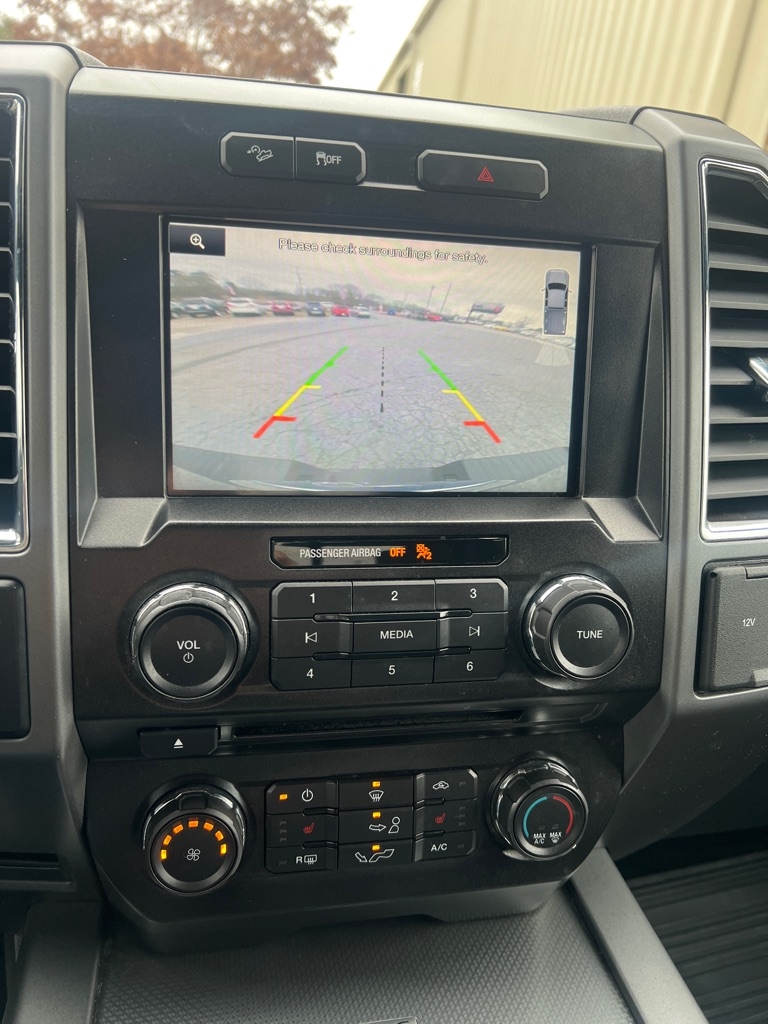 Ford F-150 XL SuperCrew 5.5-ft. Bed 4WD 2015