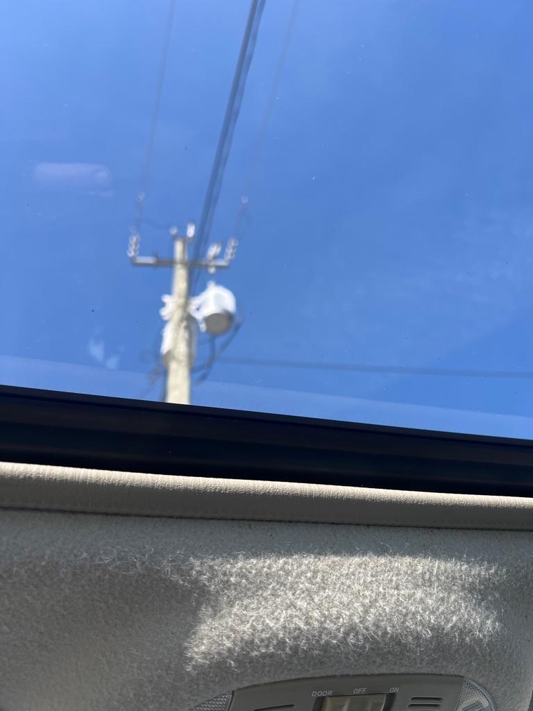 Toyota Corolla Base 5-Speed MT 2011