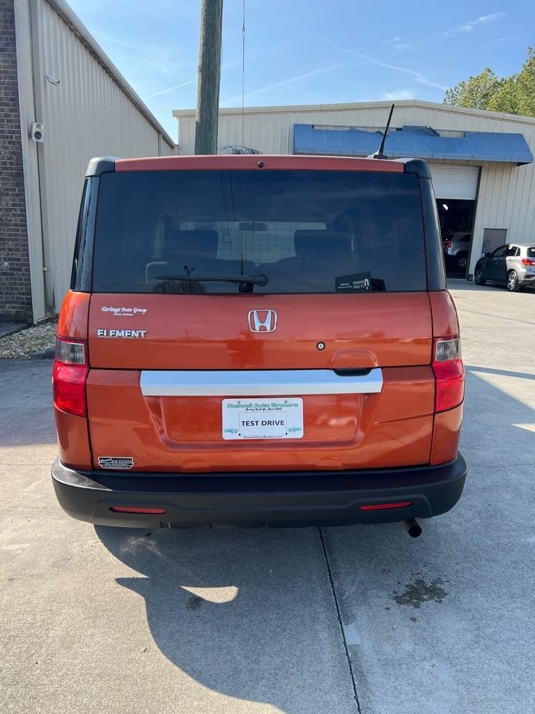 Honda Element EX 2WD AT 2011