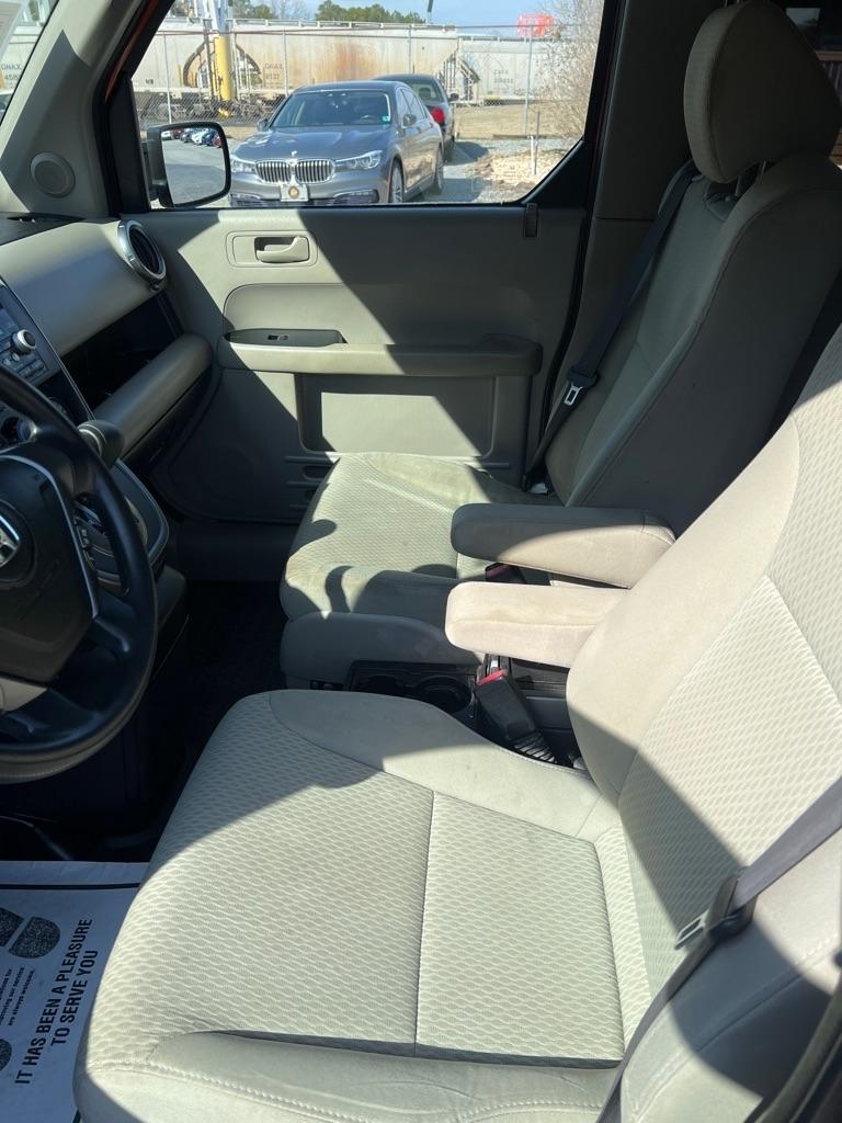 Honda Element EX 2WD AT 2011