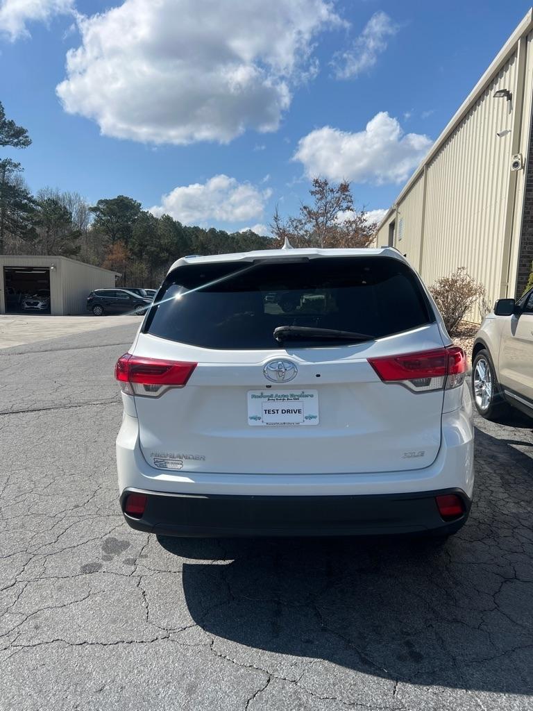 Toyota Highlander XLE FWD V6 2017