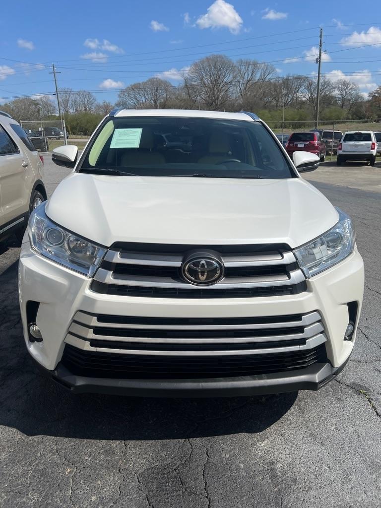 Toyota Highlander XLE FWD V6 2017