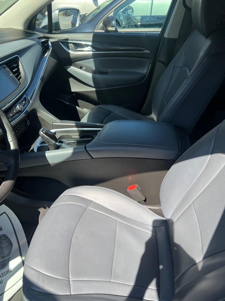 Buick Enclave  2019