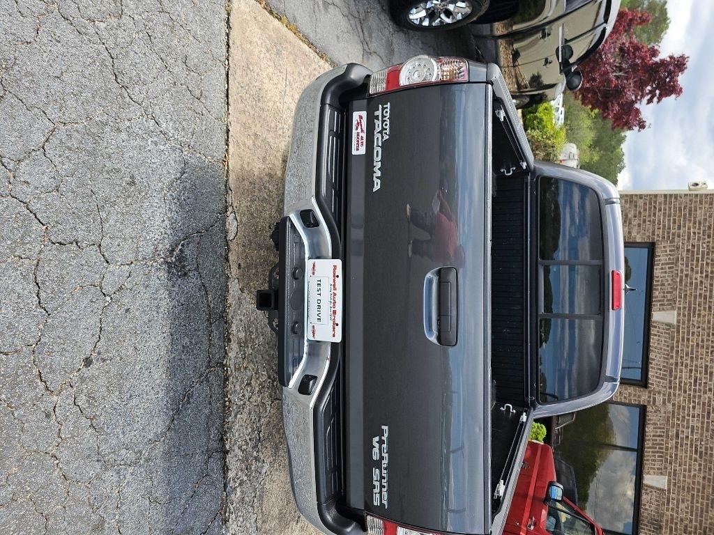 Toyota Tacoma PreRunner Double Cab V6 5AT 2WD 2015