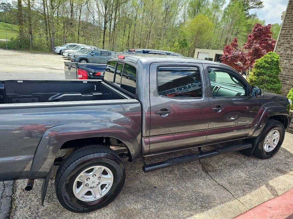 Toyota Tacoma PreRunner Double Cab V6 5AT 2WD 2015