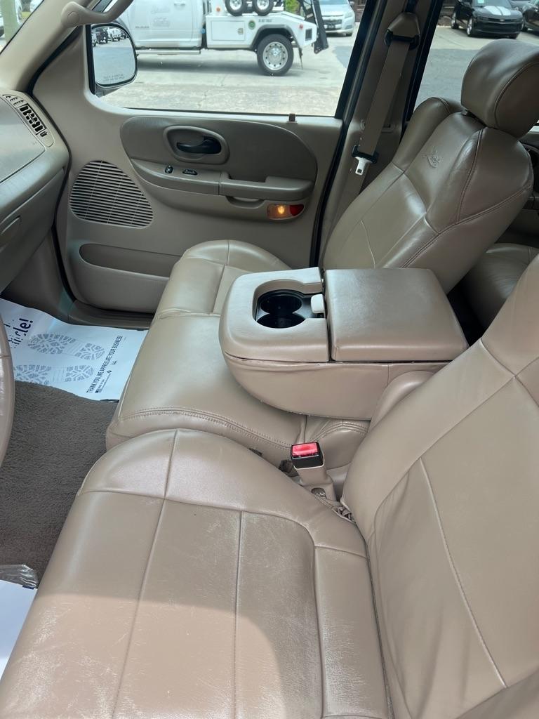 Ford F-150 XLT SuperCrew Short Bed 4WD 2002