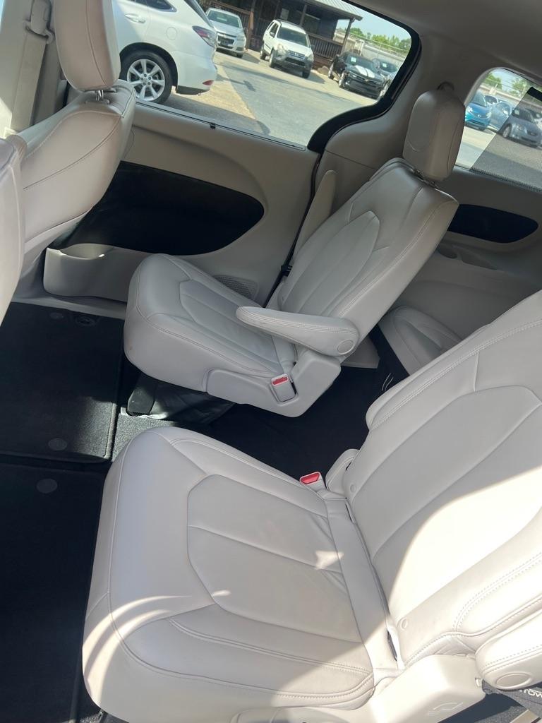 Chrysler Pacifica Touring-L 2017