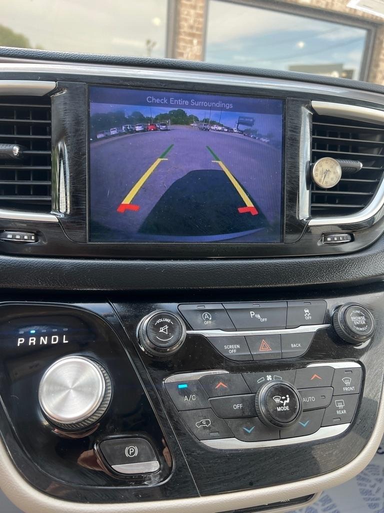 Chrysler Pacifica Touring-L 2017