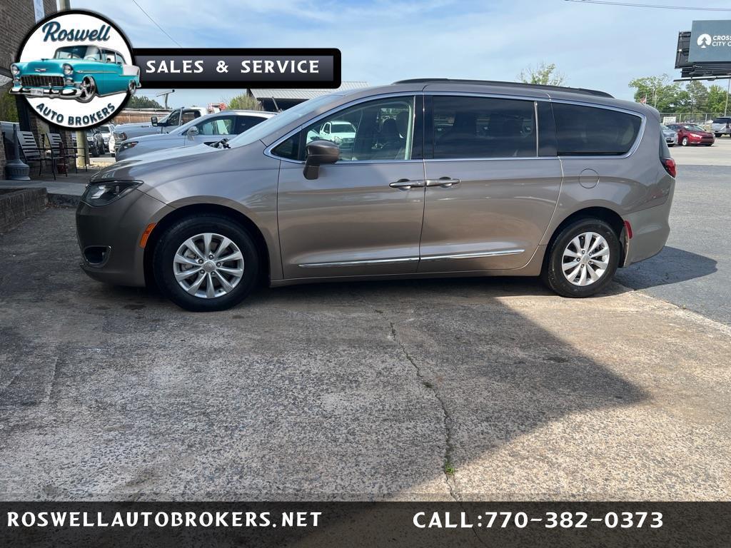 Chrysler Pacifica Touring-L 2017
