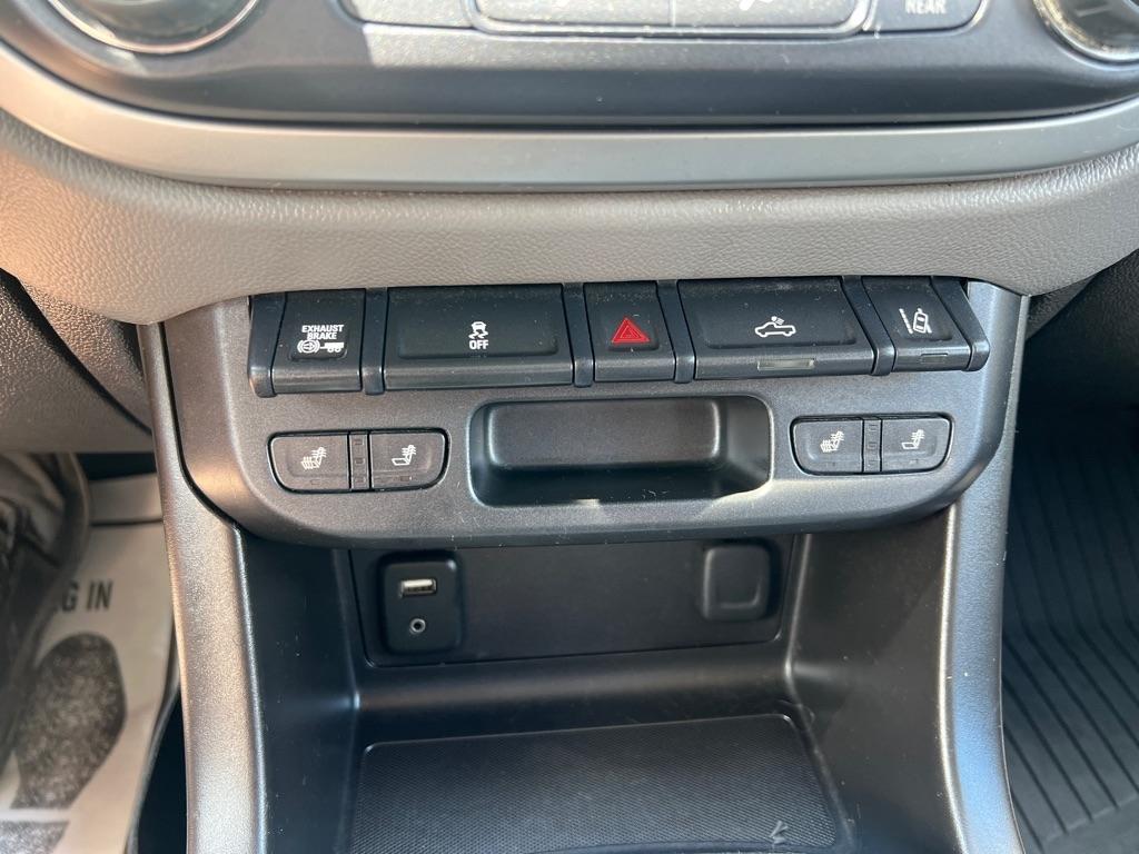 Chevrolet Colorado LT Crew Cab 4WD Long Box 2017
