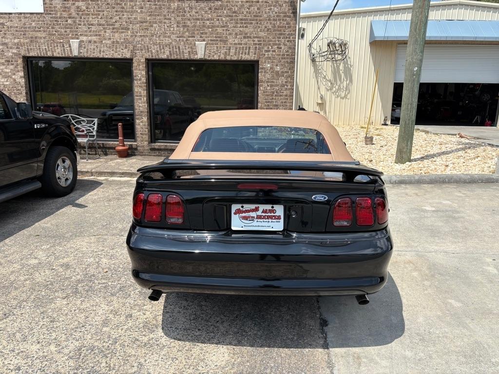 Ford Mustang GT convertible 1998