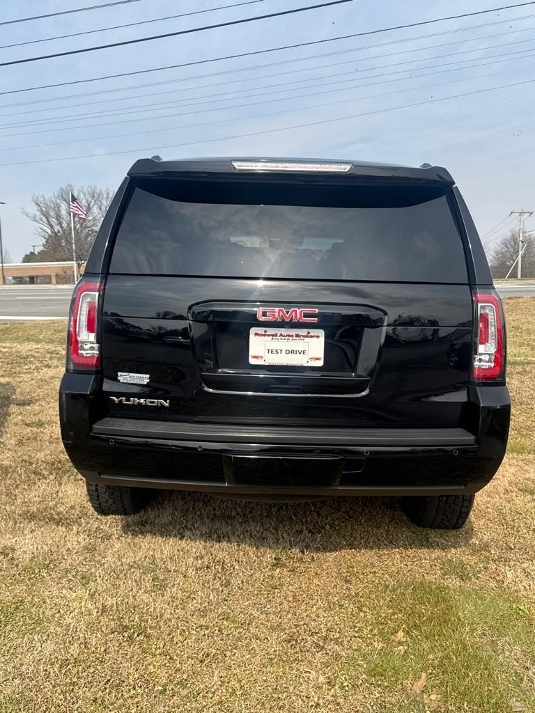 GMC Yukon SLT 4WD 2015