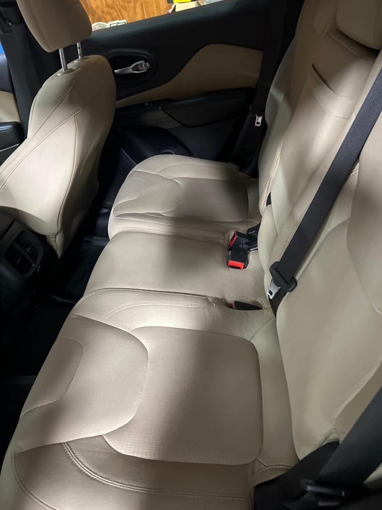 Jeep Cherokee Latitude FWD 2015