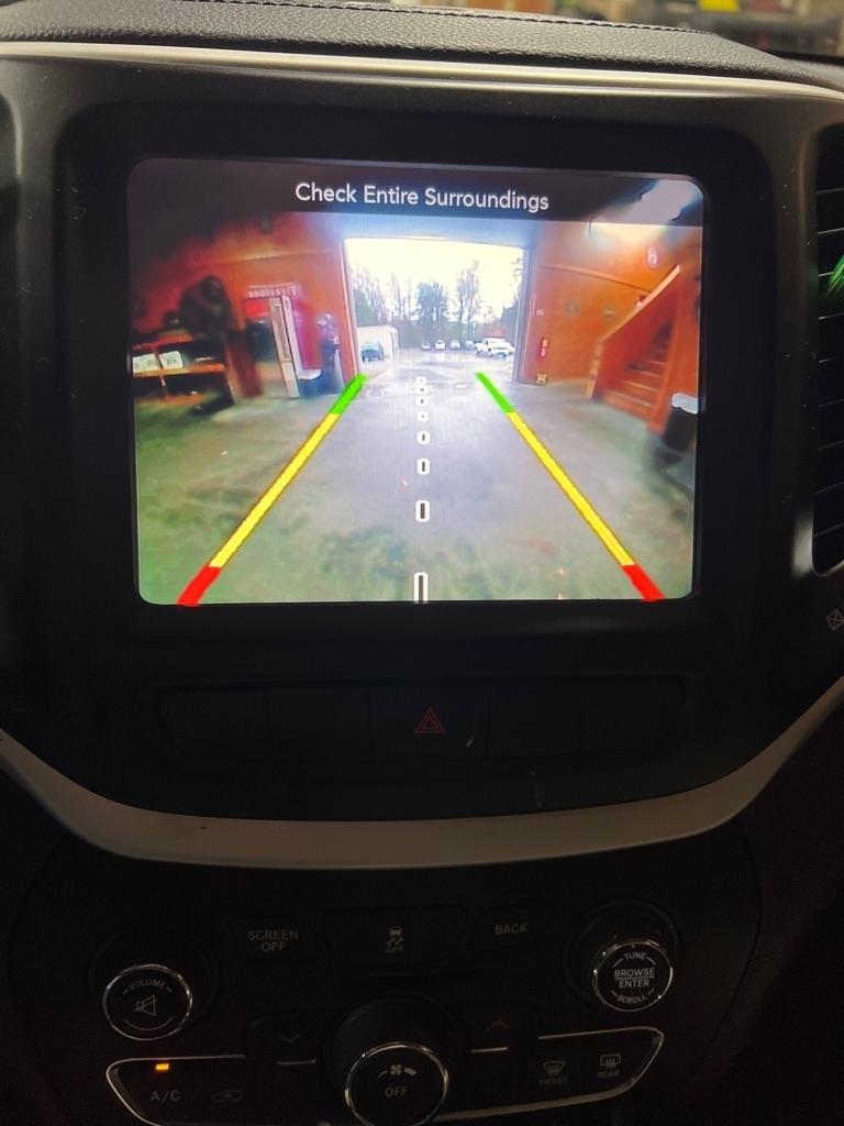 Jeep Cherokee Latitude FWD 2015