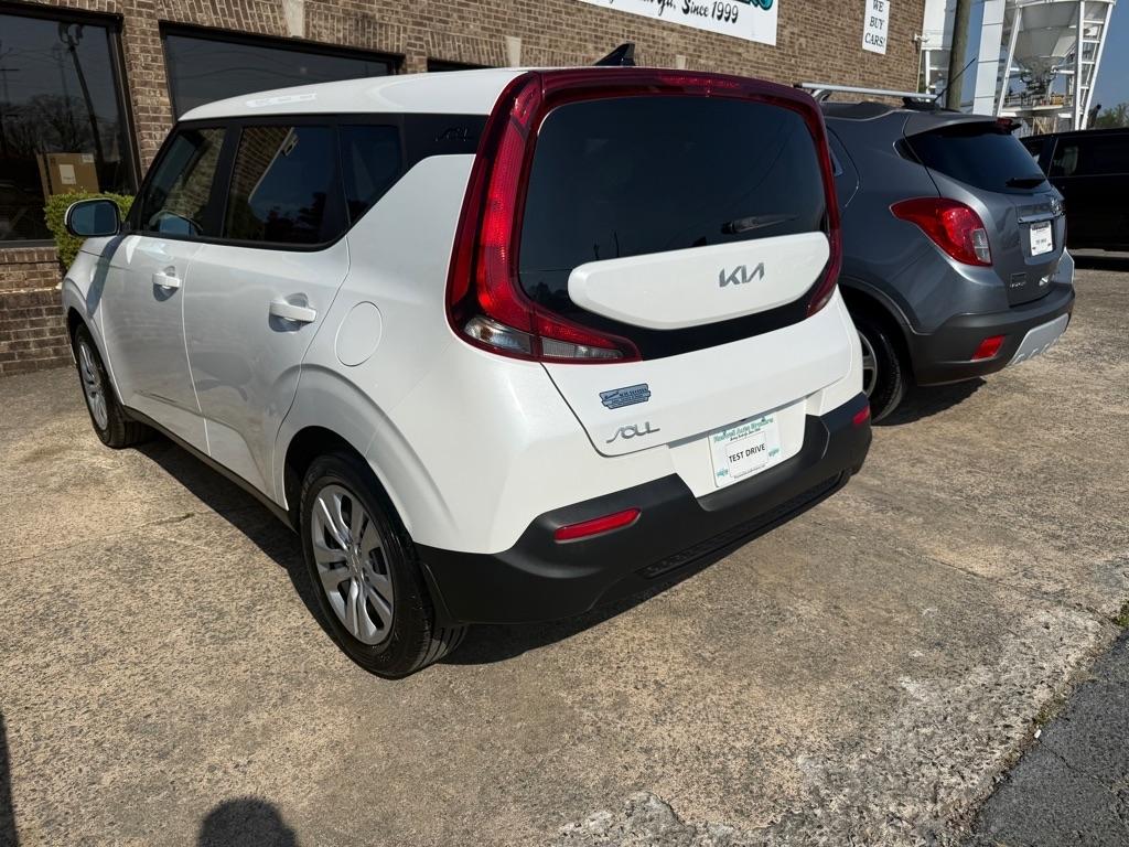 Kia Soul LX CVT 2022