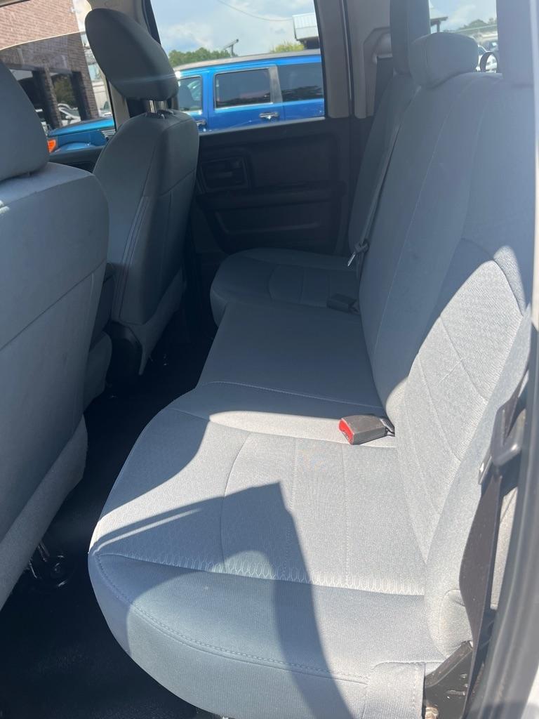 RAM 1500 Tradesman Quad Cab 2WD 2017