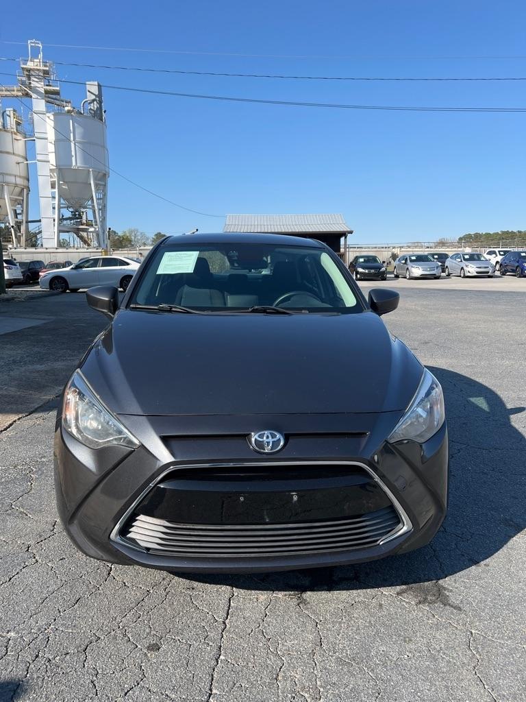 Toyota Yaris iA 6A 2017