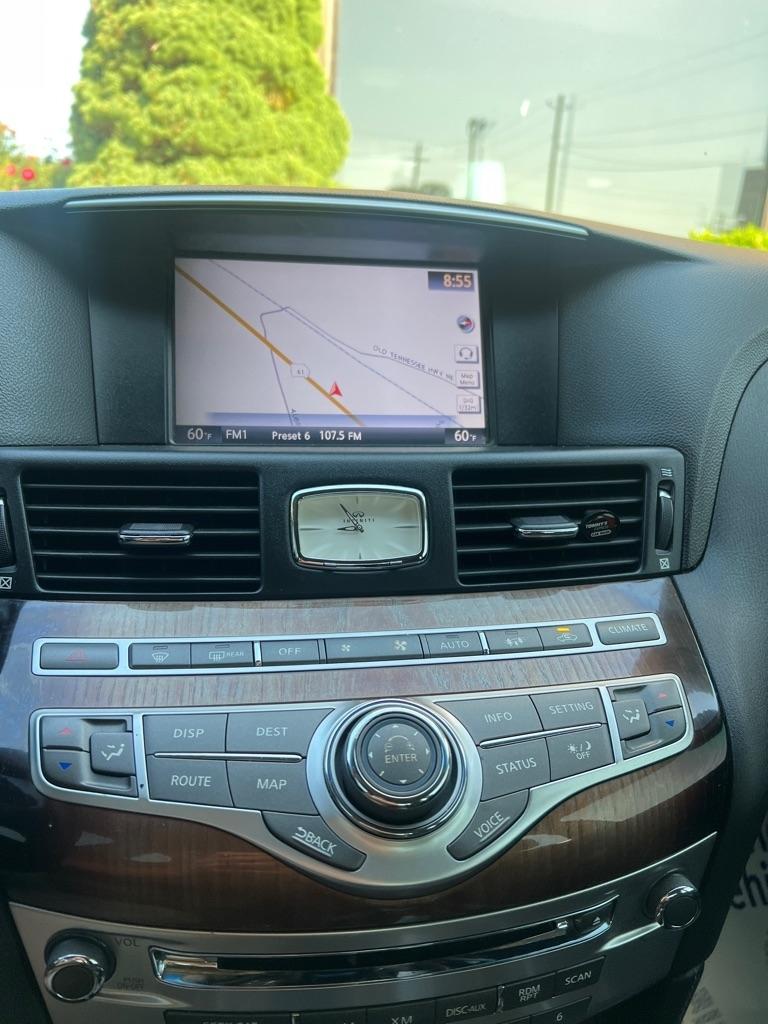 Infiniti M 37 2013