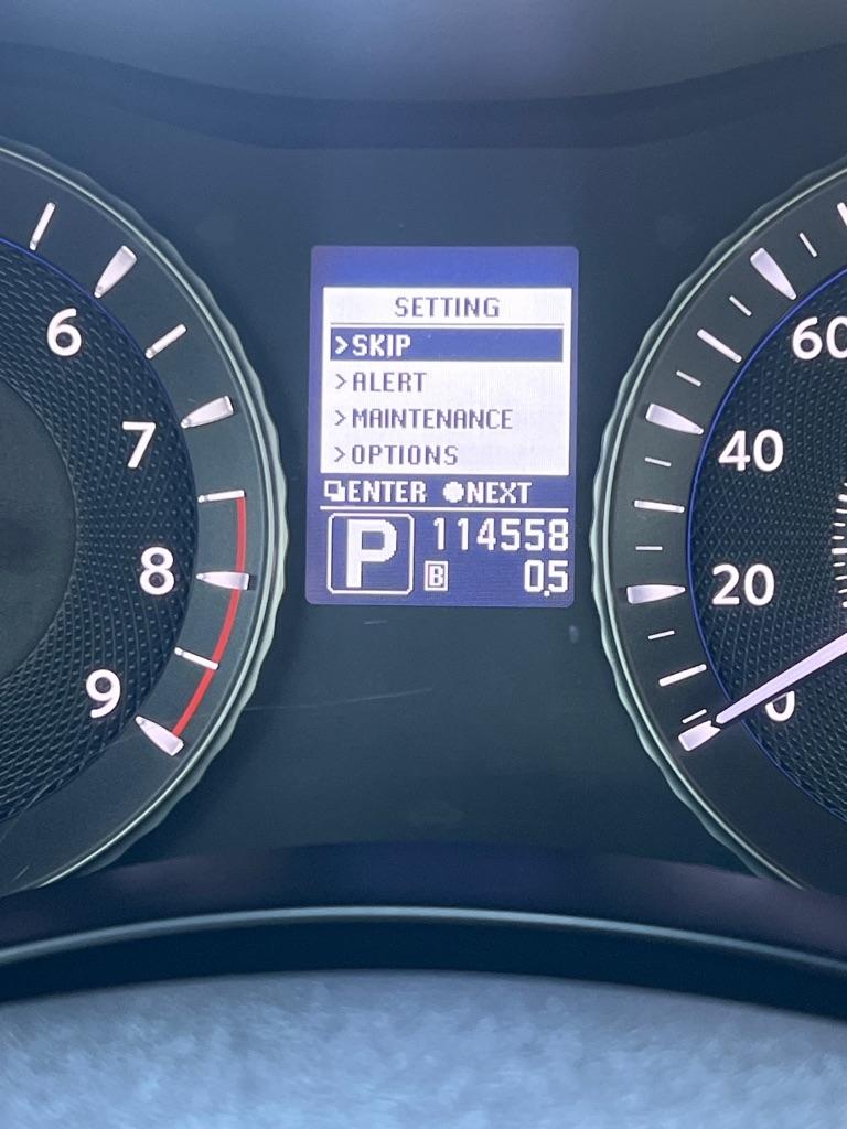 Infiniti M 37 2013