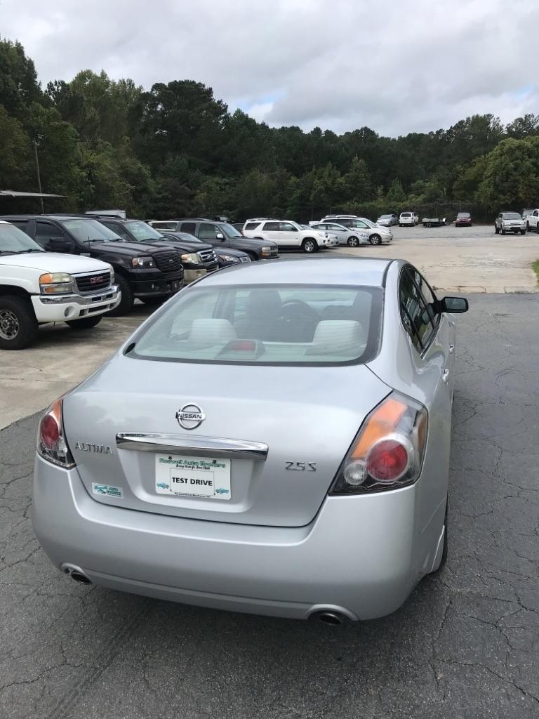 Nissan Altima  2012