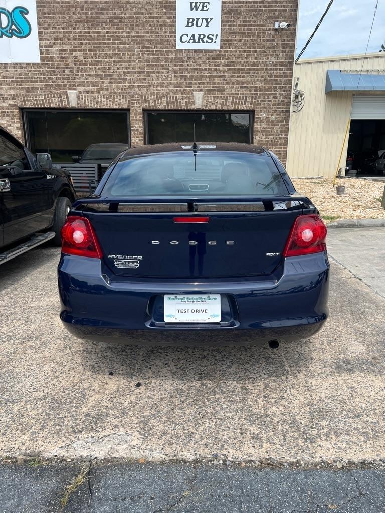 Dodge Avenger SXT 2013