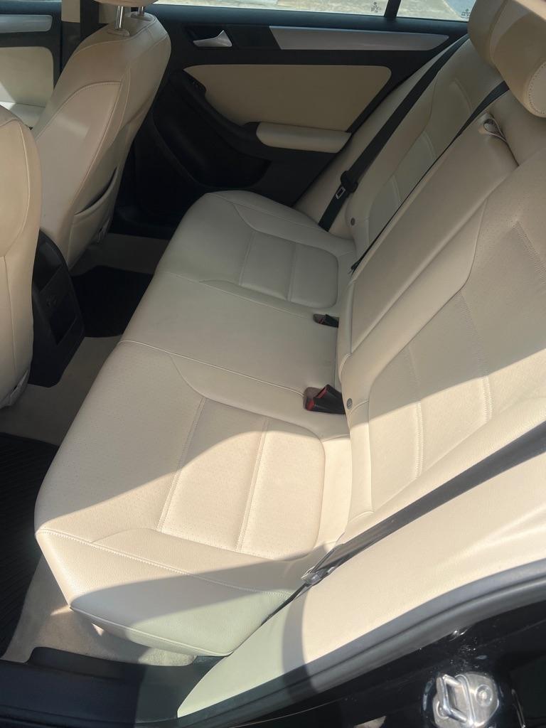 Volkswagen Jetta SE 6A 2016