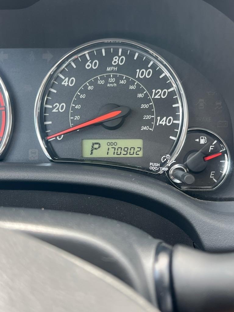 Toyota Corolla L 5-Speed MT 2012