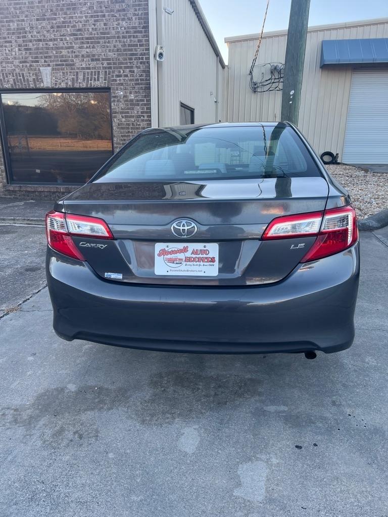 Toyota Camry L 2012
