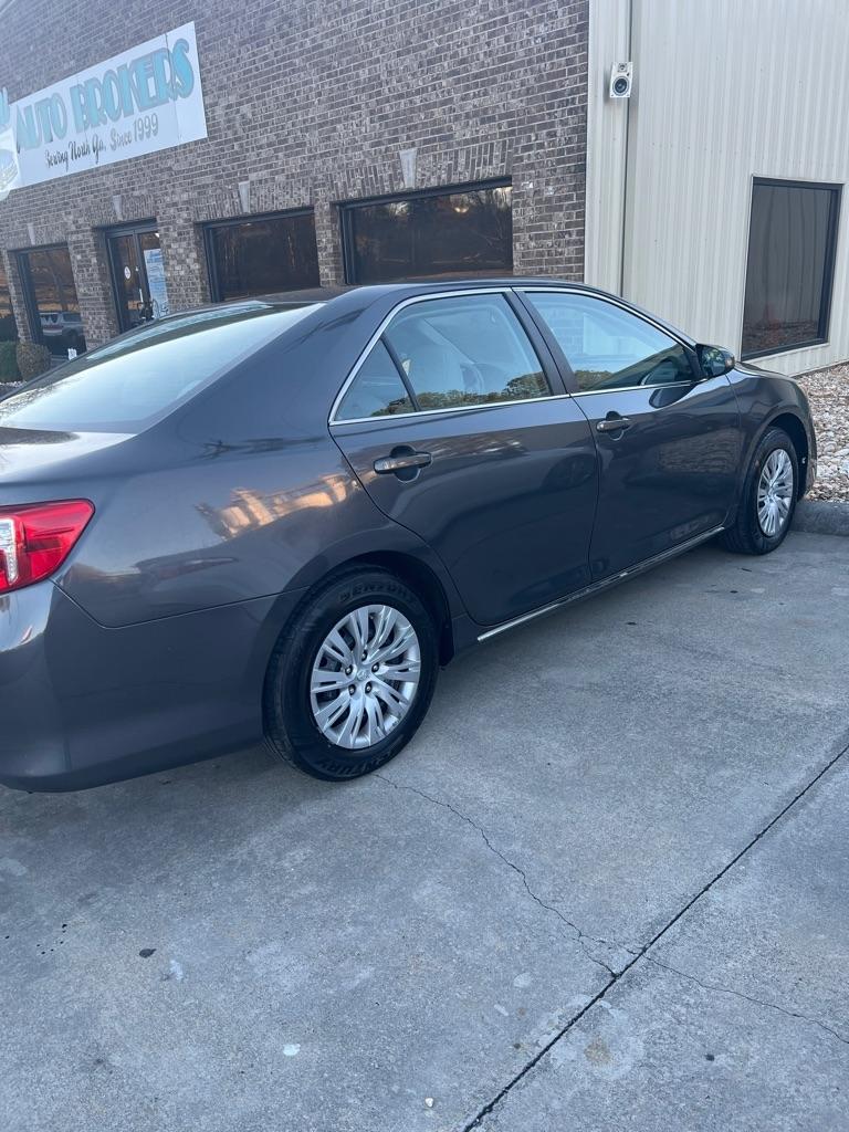 Toyota Camry L 2012