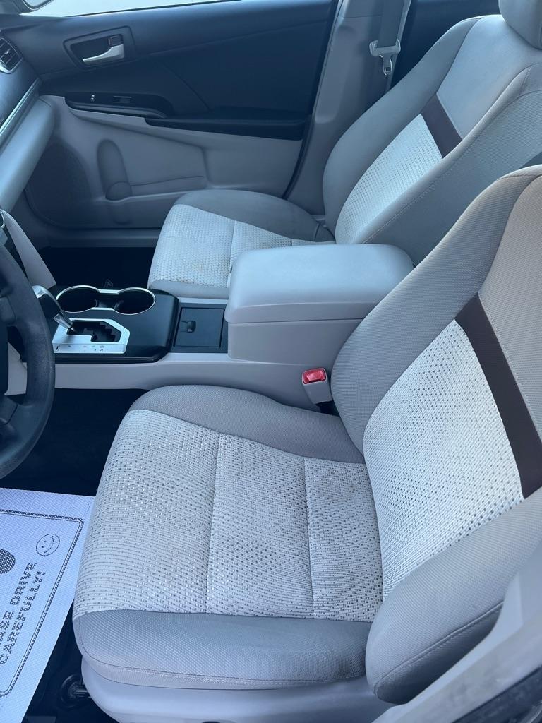Toyota Camry L 2012
