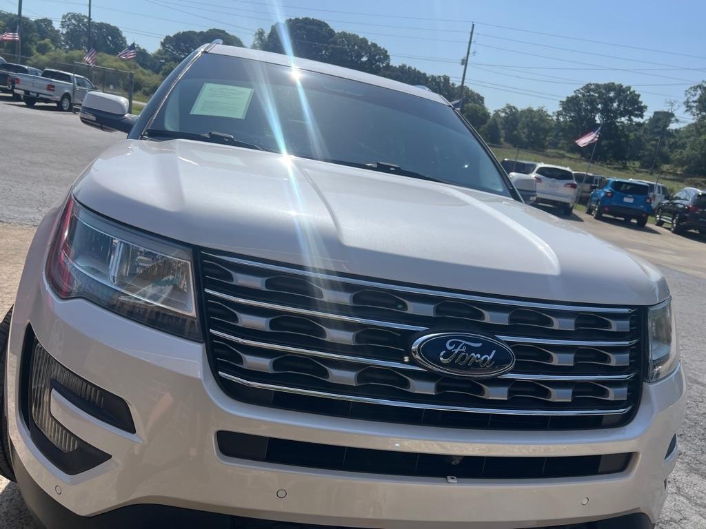 Ford Explorer Limited FWD 2016