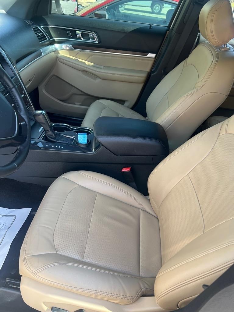 Ford Explorer Limited FWD 2016