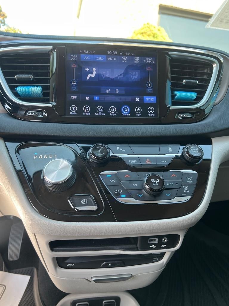 Chrysler Pacifica Touring-L Plus 2017