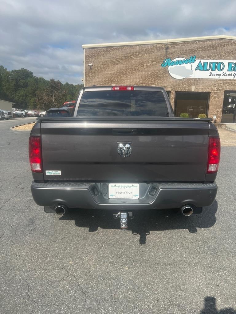 Dodge 1500 Tradesman/Express Crew Cab SWB 2WD 2014