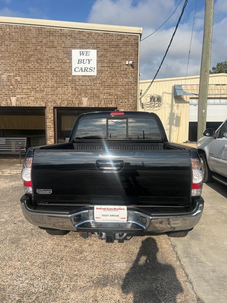 Toyota Tacoma PreRunner Double Cab V6 Auto 2WD 2009