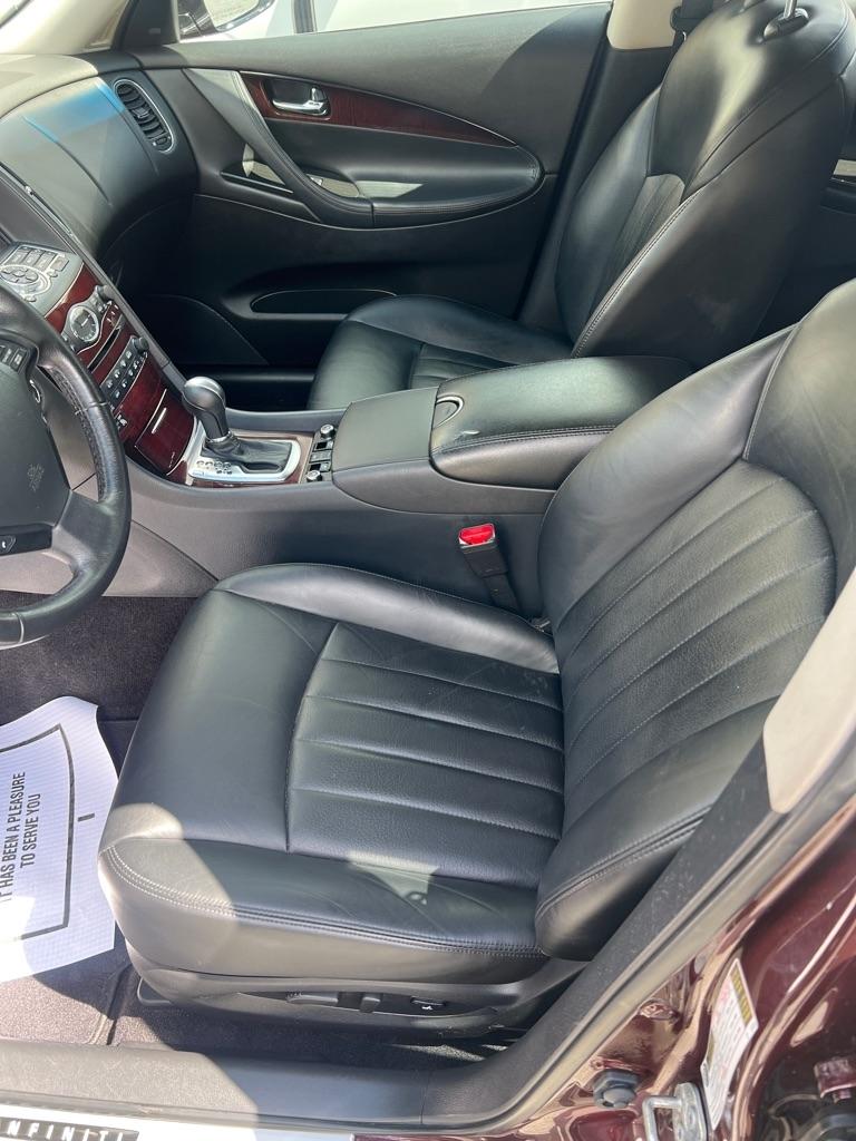 Infiniti QX50 Base RWD 2017
