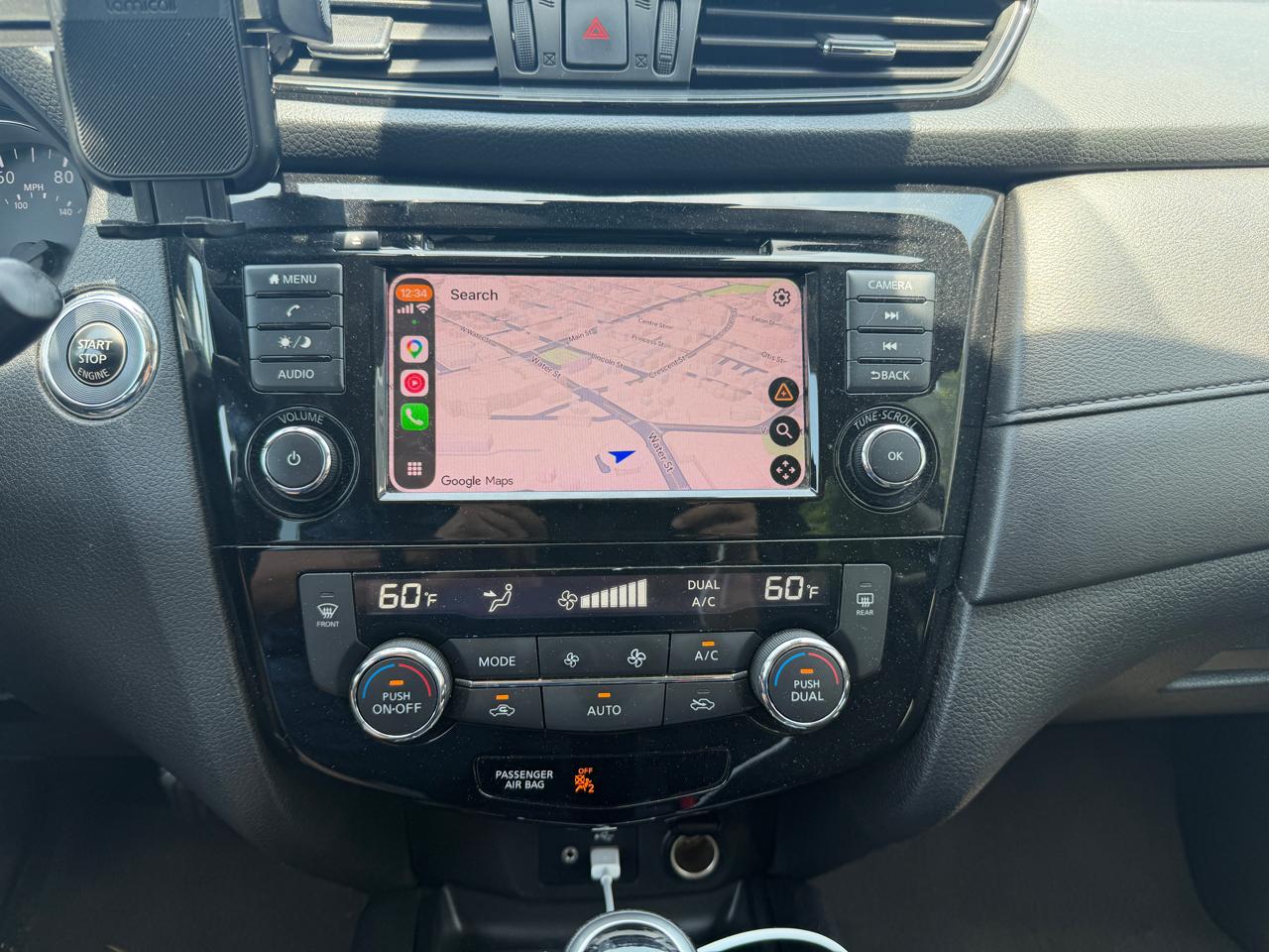 Nissan Rogue  2020