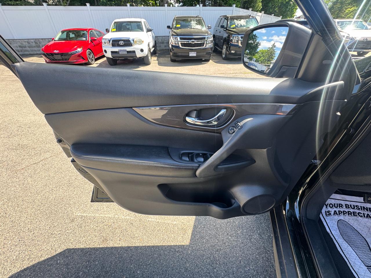 Nissan Rogue  2020
