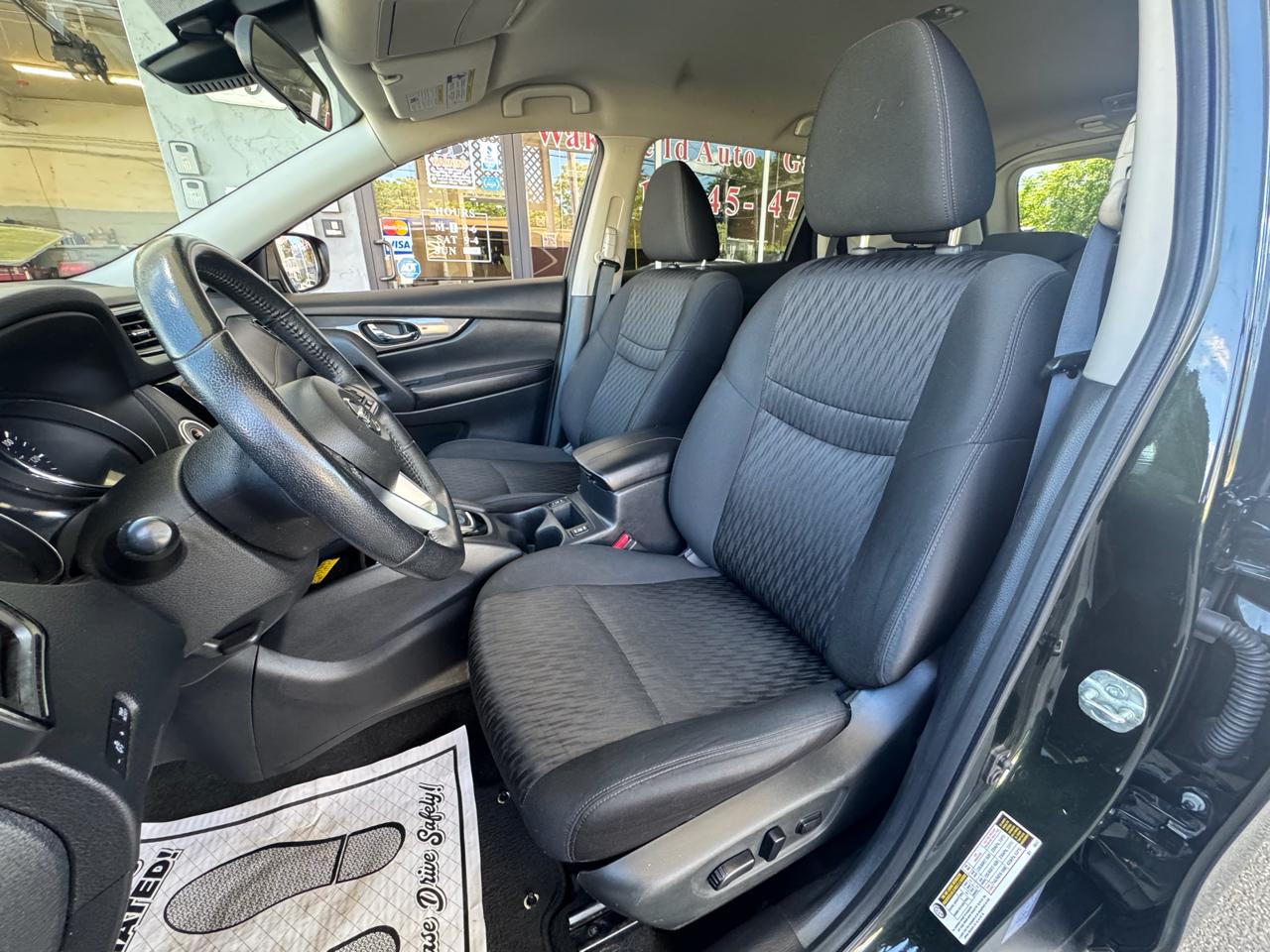 Nissan Rogue  2020