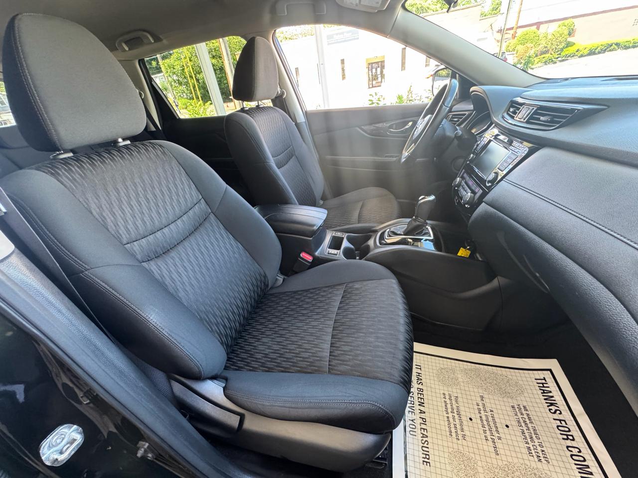 Nissan Rogue  2020