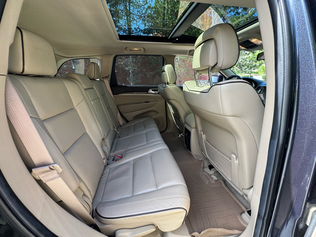 2014 Jeep Grand Cherokee Overland photo 7
