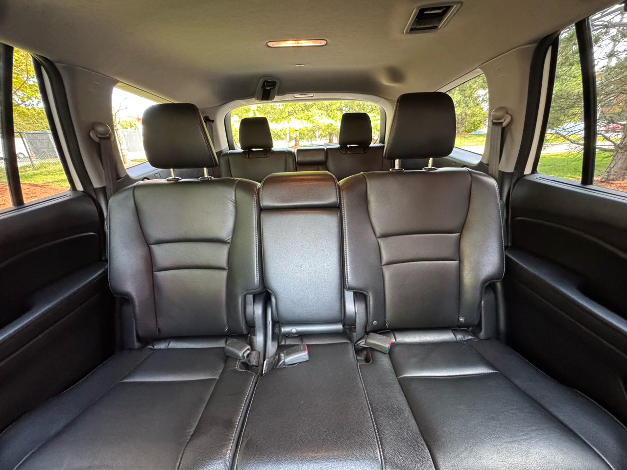 2017 Honda Pilot Touring photo 15